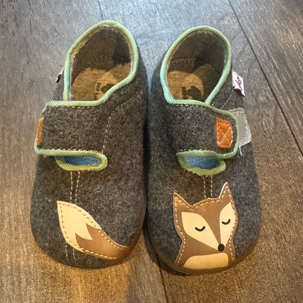 See Kai Run Cruz Gray Fox-  NEW
